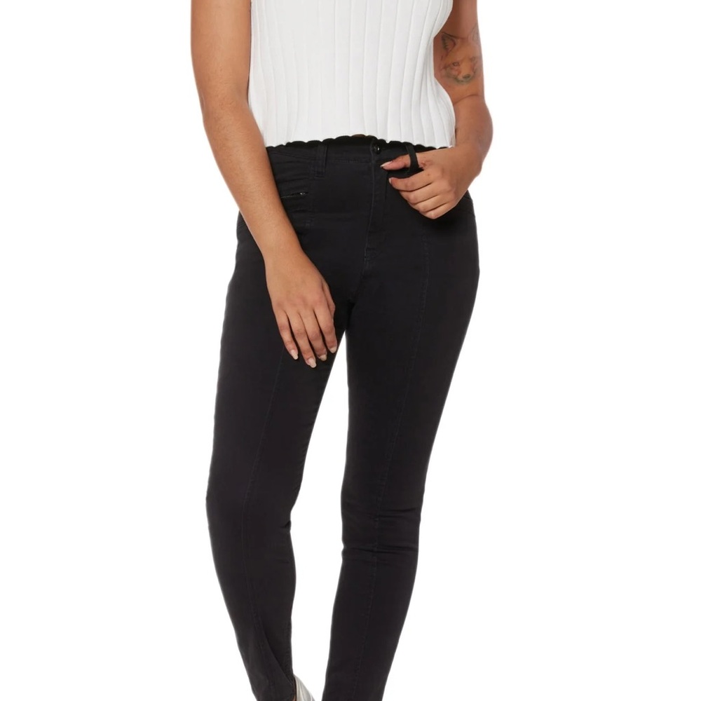 SUPPLIES BY UNIONBAY Zola Moto Skinny Zip Pant in Forest Moss